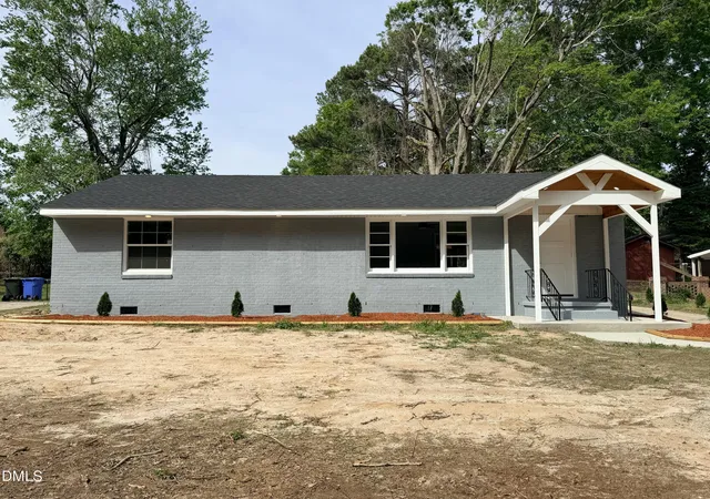 Photo 1 of Sale Pending at 1302 Westwood Ave W, Wilson, NC 27893 | MLS# 10197972 | Listing updated on 2026-10-26