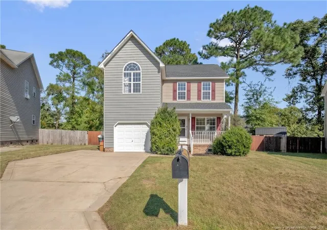 Photo 1 of Single family home for sale at 1631 Silver Ridge Ct, Fayetteville, NC 28304 | MLS# 770900 | Listing updated on 2026-10-28