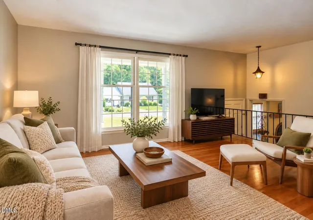 Photo 3 of Single family home for sale at 4801 Radcliff Rd, Raleigh, NC 27609 | MLS# 10200912 | Listing updated on 2026-10-30