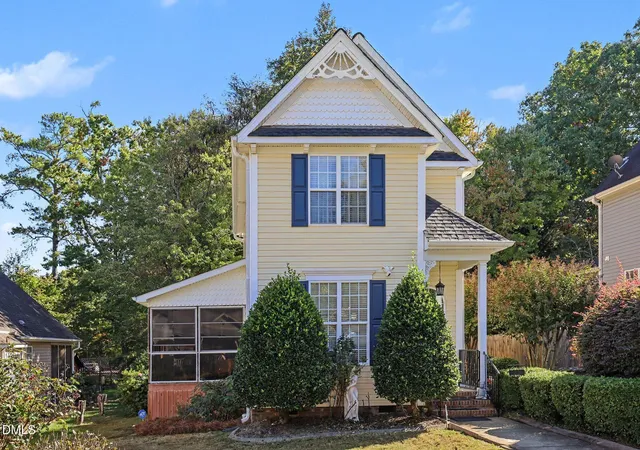 Single family home for sale at 603 S Fuquay Ave, Fuquay Varina, NC 27526 | MLS# 10200907