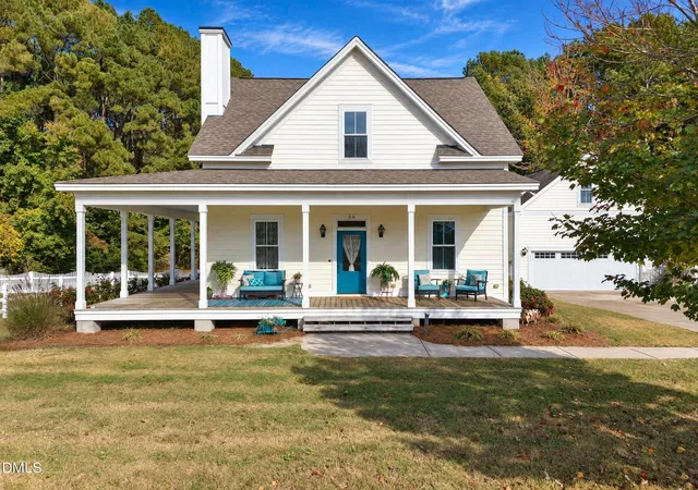 Single family home for sale at 50 Starmoore Dr, Selma, NC 27576 | MLS# 10200736