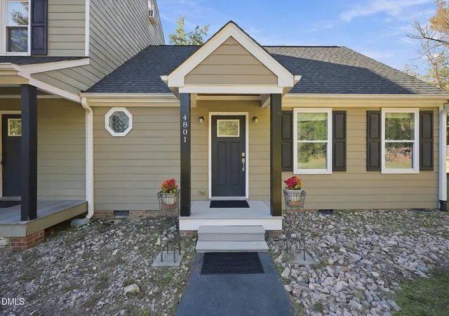 Photo 3 of Single family home for sale at 4801 Eagleroost Ct, Wake Forest, NC 27587 | MLS# 10200927 | Listing updated on 2026-10-30