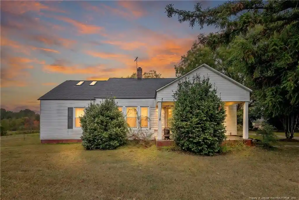 Single family home for sale at 1589 Dixie Farm Rd, Sanford, NC 27332 | MLS# 771729