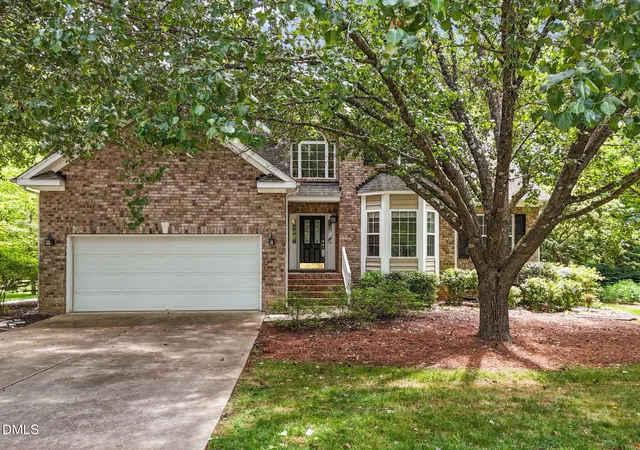Photo 1 of Sale Pending at 2603 Oleander Dr, Durham, NC 27703 | MLS# 10164109 | Listing updated on 2026-05-13