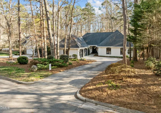 Photo 1 of Sale Pending at 104 Hampshire Pl, Chapel Hill, NC 27516 | MLS# 10153026 | Listing updated on 2026-03-26