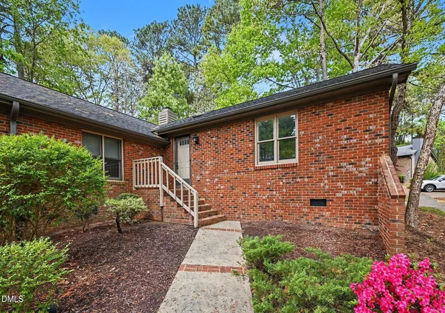 Photo 1 of Sale Pending at 500 Woodcroft Pkwy #2C, Durham, NC 27713 | MLS# 10158061 | Listing updated on 2026-04-23