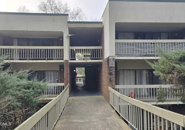 Photo 1 of Condo for sale at 500 Umstead Dr #306, Chapel Hill, NC 27516 | MLS# 10145154 | Listing updated on 2026-05-08