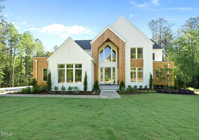 Photo 3 of Single family home for sale at 7608 Falls Crk Ln, Raleigh, NC 27614 | MLS# 10126399 | Listing updated on 2026-05-11