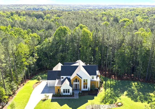Photo 4 of Single family home for sale at 7608 Falls Crk Ln, Raleigh, NC 27614 | MLS# 10126399 | Listing updated on 2026-05-11