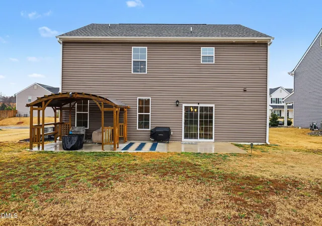 Photo 23 of Sale Pending at 145 Mcfarlin Cir, Youngsville, NC 27596 | MLS# 10148951 | Listing updated on 2026-04-17