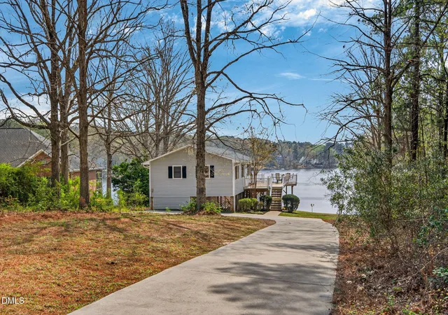 Photo 2 of Single family home for sale at 104 Pontiac Cvs, Louisburg, NC 27549 | MLS# 10155662 | Listing updated on 2026-05-08