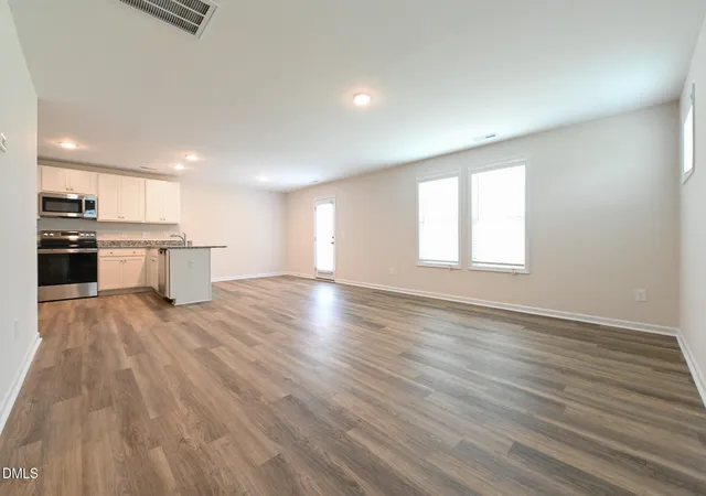 Photo 4 of Single family home for sale at 221 Hl Valley Dr #52, La Grange, NC 28551 | MLS# 10129154 | Listing updated on 2026-05-10