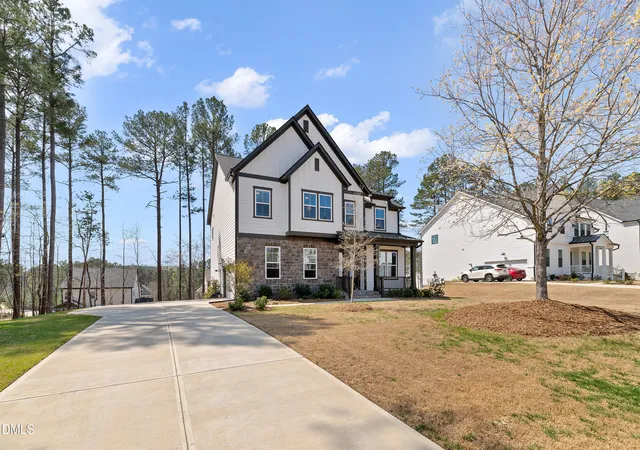 Photo 2 of Single family home for sale at 89 N Parkside Dr, Pittsboro, NC 27312 | MLS# 10156650 | Listing updated on 2026-04-01