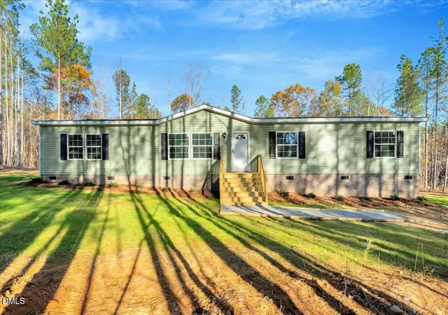 Photo 1 of Manufactured home for sale at 124 Cherryville Ln, Henderson, NC 27537 | MLS# 10160928 | Listing updated on 2026-04-18