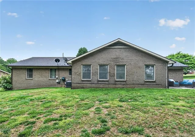 Photo 31 of Single family home for sale at 316 Christine Ct, Winston Salem, NC 27127 | MLS# 762400 | Listing updated on 2026-05-12