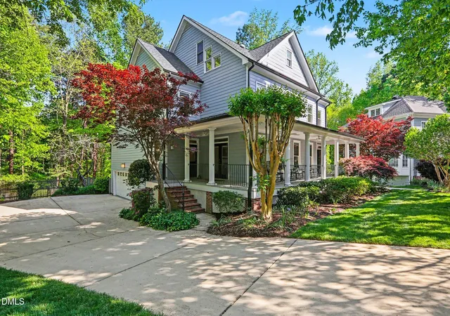Photo 2 of Sale Pending at 105 Glenhaven Dr, Chapel Hill, NC 27516 | MLS# 10160439 | Listing updated on 2026-04-21