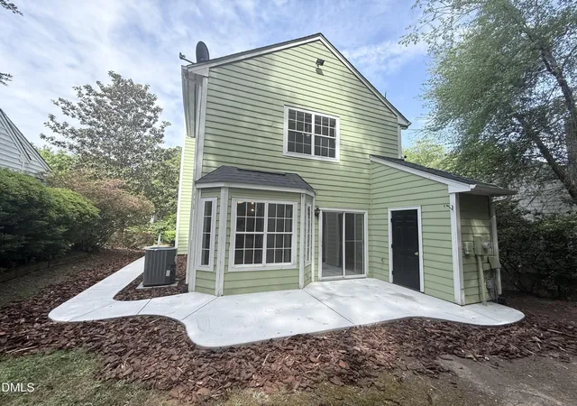 Photo 1 of Sale Pending at 305 Saint Thomas Dr, Chapel Hill, NC 27517 | MLS# 10164407 | Listing updated on 2026-05-03