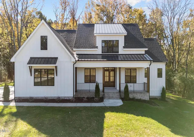 Photo 1 of Single family home for sale at 1100 Waterstone Ln, Henderson, NC 27537 | MLS# 10128988 | Listing updated on 2026-05-04