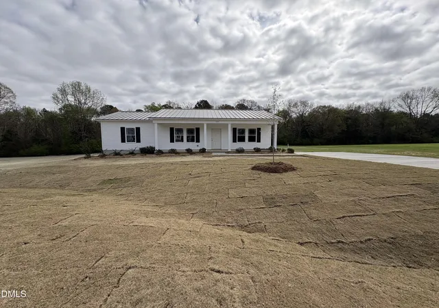 Photo 1 of Single family home for sale at 274 Jacobs Ridge Dr, Four Oaks, NC 27524 | MLS# 10156268 | Listing updated on 2026-05-13