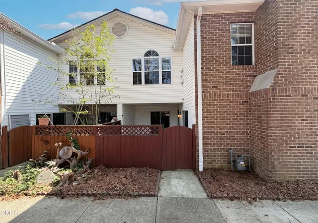 Photo 1 of Condo for sale at 320 Summerwalk Cir, Chapel Hill, NC 27517 | MLS# 10156253 | Listing updated on 2026-04-30