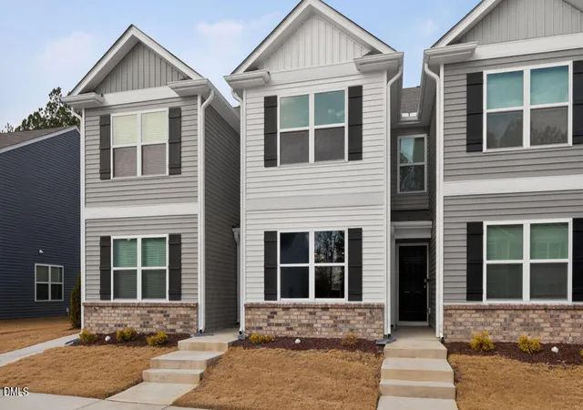 Photo 3 of Sale Pending at 8510 Beckett Chase Way, Raleigh, NC 27616 | MLS# 10123315 | Listing updated on 2026-03-27