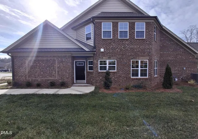 Photo 2 of Townhouse for sale at 1225 Talisker Way #42, Burlington, NC 27215 | MLS# 10127396 | Listing updated on 2026-03-17
