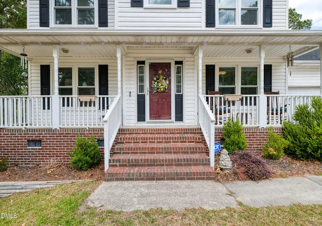Photo 2 of Single family home for sale at 79 Cliffdale Ct, Cameron, NC 28326 | MLS# 10165110 | Listing updated on 2026-05-10