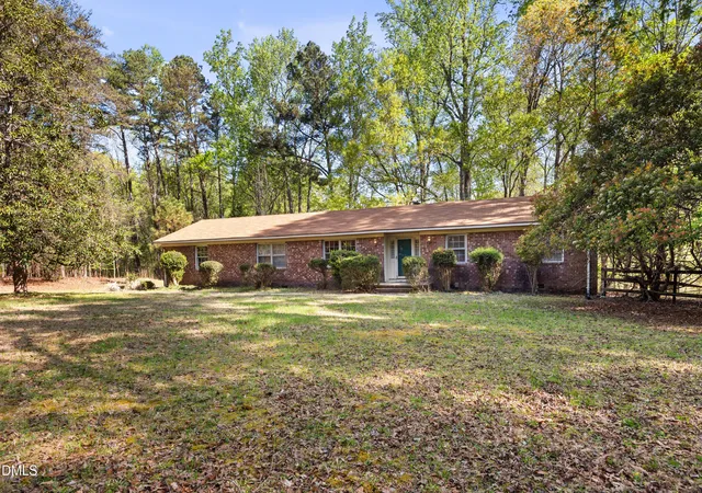 Photo 1 of Sale Pending at 6818 Iron Gate Dr, Bahama, NC 27503 | MLS# 10157919 | Listing updated on 2026-04-15