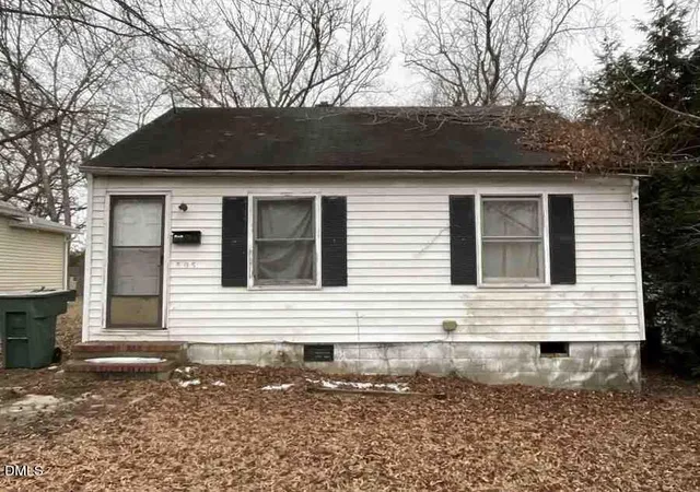 Photo 1 of Sale Pending at 305 Broad St, Carrboro, NC 27510 | MLS# 10147552 | Listing updated on 2026-05-07