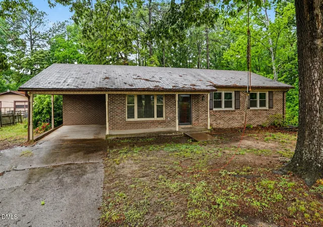 Photo 2 of Single family home for sale at 479 Ridgecrest Trl, Henderson, NC 27537 | MLS# 10165895 | Listing updated on 2026-05-08