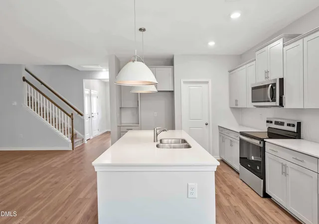 Photo 3 of Single family home for sale at 294 White Azalea Way, Benson, NC 27504 | MLS# 10117681 | Listing updated on 2026-04-19