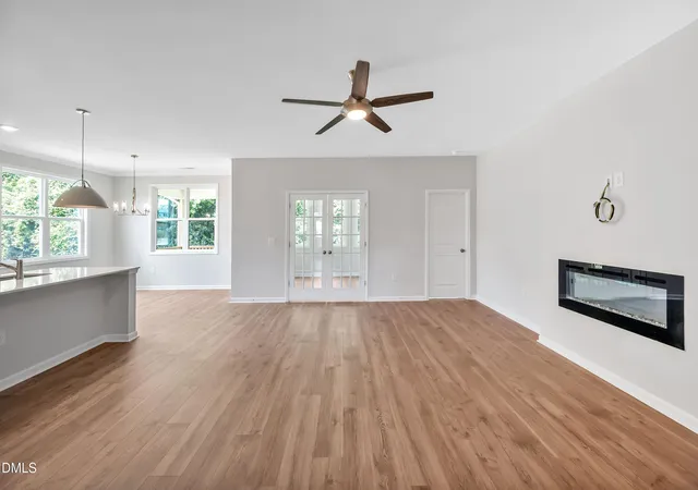 Photo 4 of Single family home for sale at 294 White Azalea Way, Benson, NC 27504 | MLS# 10117681 | Listing updated on 2026-04-19
