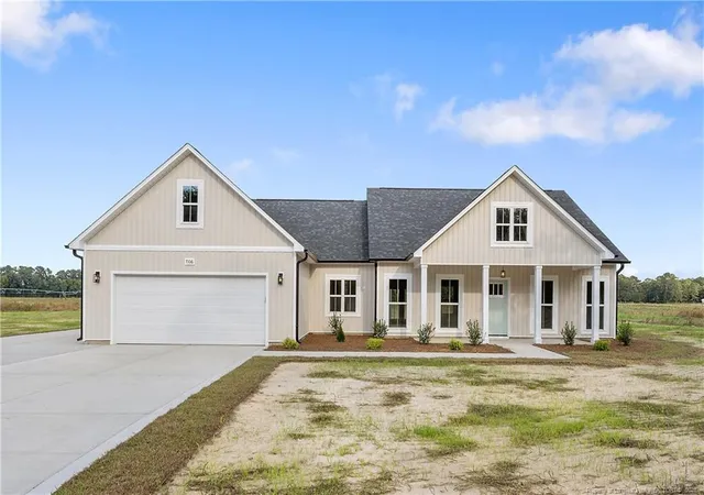 Photo 1 of Single family home for sale at 3309 Nc 20 Hwy, Saint Pauls, NC 28384 | MLS# 761941 | Listing updated on 2026-05-07