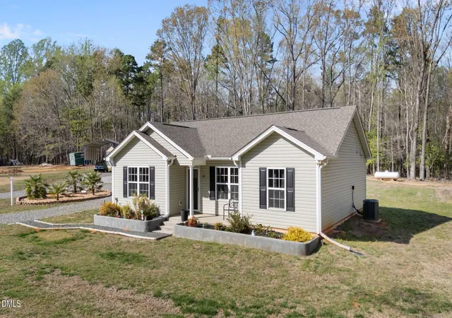 Photo 2 of Single family home for sale at 765 Townsville Landing Rd, Henderson, NC 27537 | MLS# 10156742 | Listing updated on 2026-04-01