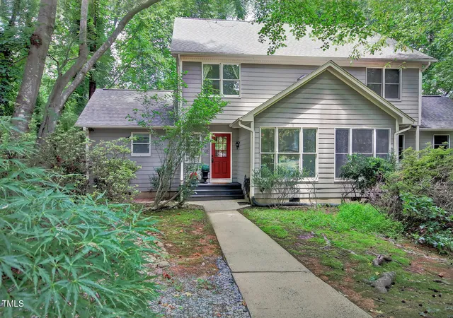Photo 1 of Sale Pending at 125 Mallard Ct, Chapel Hill, NC 27517 | MLS# 10151855 | Listing updated on 2026-04-15
