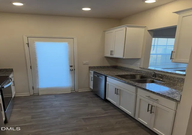 Photo 2 of Townhouse for sale at 1703 Gracie Ln, Carthage, NC 28327 | MLS# 10159446 | Listing updated on 2026-05-08