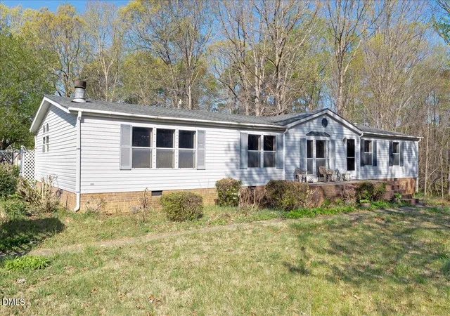 Photo 1 of Single family home for sale at 266 Macon Embro Rd, Macon, NC 27551 | MLS# 10158139 | Listing updated on 2026-04-09