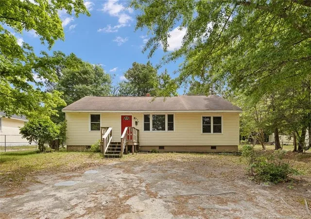 Photo 1 of Single family home for sale at 508 East 6th Ave, Raeford, NC 28376 | MLS# 761772 | Listing updated on 2026-05-01