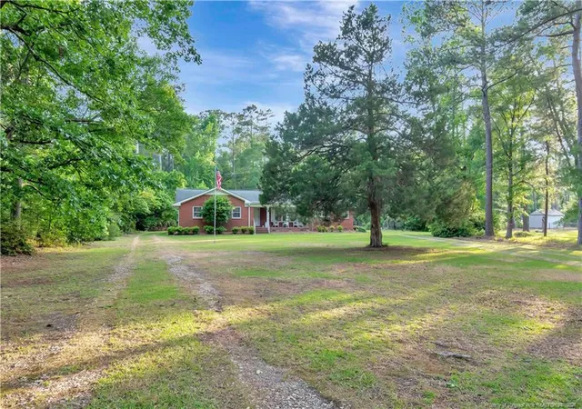 2nd image of 2565 Nc 711 Hwy, Lumberton, NC 28360 | MLS# 762230
