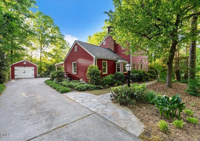 Photo 2 of Single family home for sale at 84 Weybossett Rd, Henderson, NC 27537 | MLS# 10162669 | Listing updated on 2026-04-30