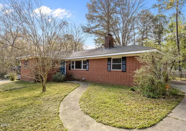 Photo 30 of Sale Pending at 2837 Stuart Dr, Durham, NC 27707 | MLS# 10156486 | Listing updated on 2026-05-10