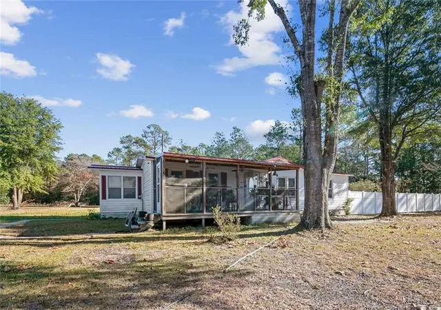 Photo 2 of Sale Pending at 5345 Chicken Ft Rd, Saint Pauls, NC 28384 | MLS# 760363 | Listing updated on 2026-04-20