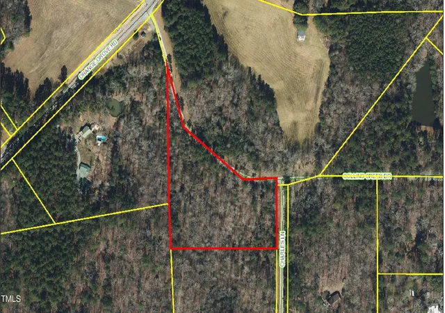 Photo 2 of Sale Pending at 9033 Collins Creek Dr, Chapel Hill, NC 27516 | MLS# 10096927 | Listing updated on 2026-03-30