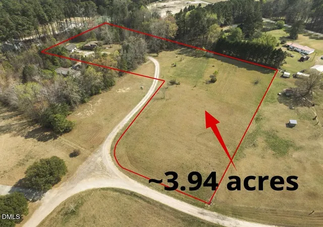 Photo 15 of Sale Pending at 100 Meredith Ln, Zebulon, NC 27597 | MLS# 10156517 | Listing updated on 2026-05-09