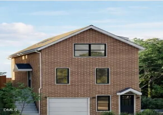 Photo 1 of Single family home for sale at 1500 Washington St, Durham, NC 27701 | MLS# 10162638 | Listing updated on 2026-05-01