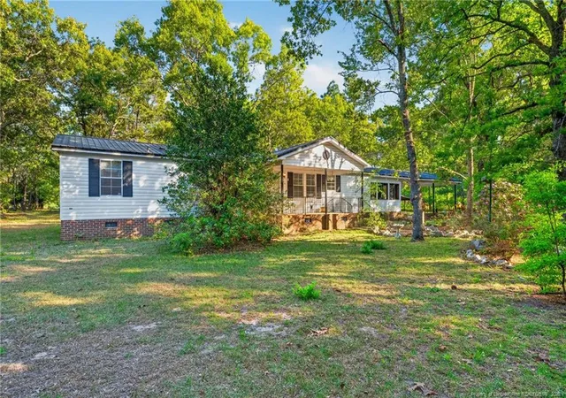 Photo 2 of Manufactured home for sale at 350 Welsh Rd, Raeford, NC 28376 | MLS# 761461 | Listing updated on 2026-05-05