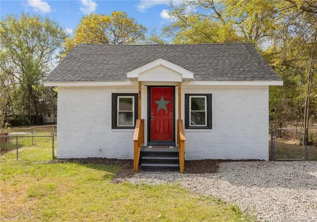 Photo 1 of Sale Pending at 625 Eva Cir, Spring Lake, NC 28390 | MLS# 760396 | Listing updated on 2026-04-15