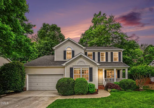 Photo 1 of Single family home for sale at 609 Palafox Dr, Chapel Hill, NC 27516 | MLS# 10165927 | Listing updated on 2026-05-11