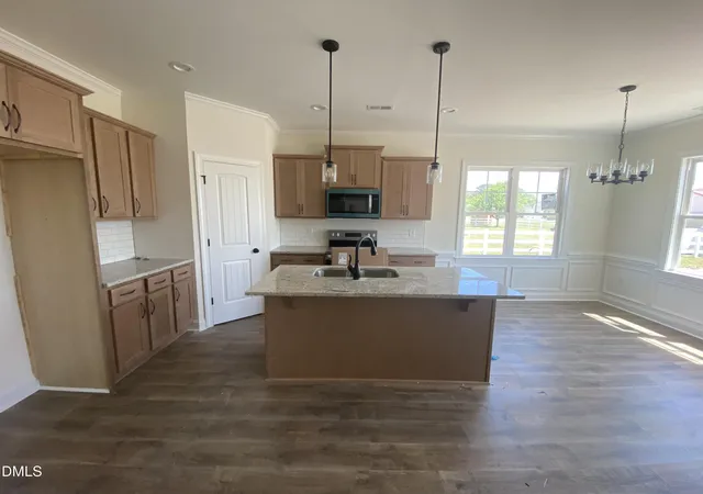 4th image of 302 Ellington Way, La Grange, NC 28551 | MLS# 10135168
