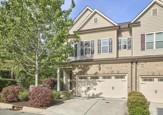Photo 2 of Sale Pending at 350 Rose Walk Ln, Carrboro, NC 27510 | MLS# 10160428 | Listing updated on 2026-05-14